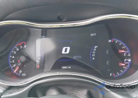 2015 Jeep Grand Cherokee Srt z USA, uszkodzony, nr VIN 1C4RJFDJ4FC882940